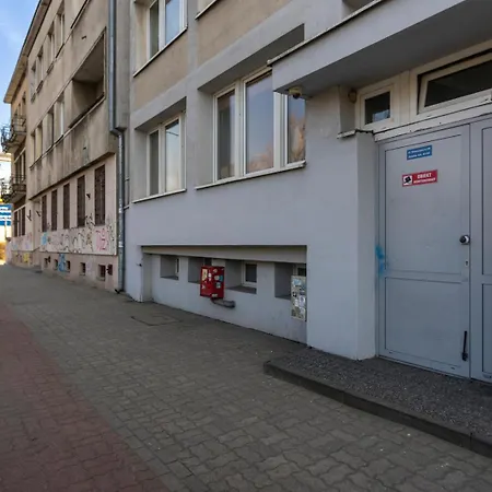 National Stadium Homely By Bookinghost * Varşova