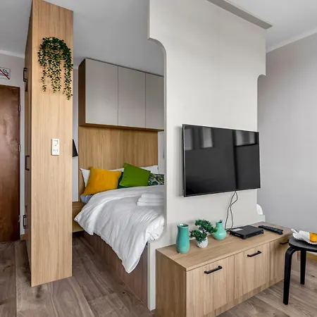 National Stadium Homely By Bookinghost *