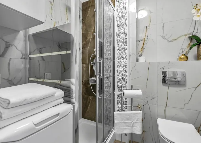 National Stadium Homely By Bookinghost Warschau